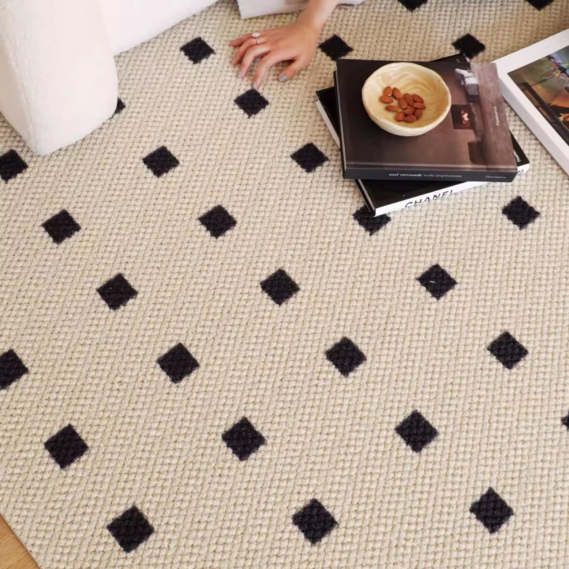 Champion rug beige