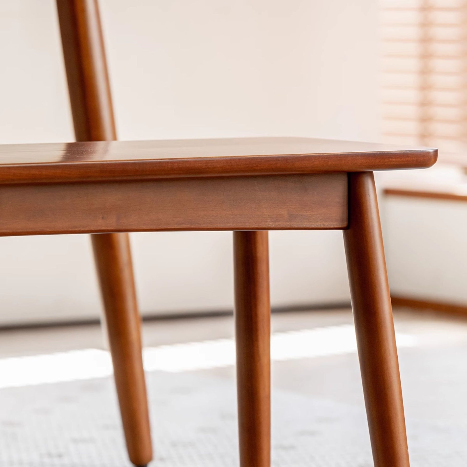 Tranquil poplar wood bench