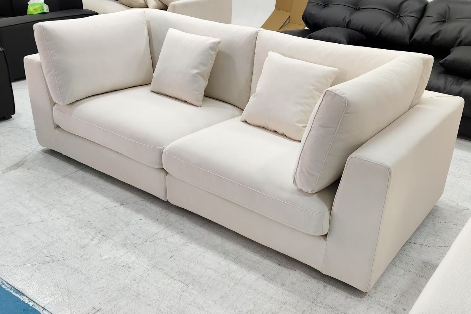 Claudia 220cm White Fabric Sofa Rabiatul | Jan 25