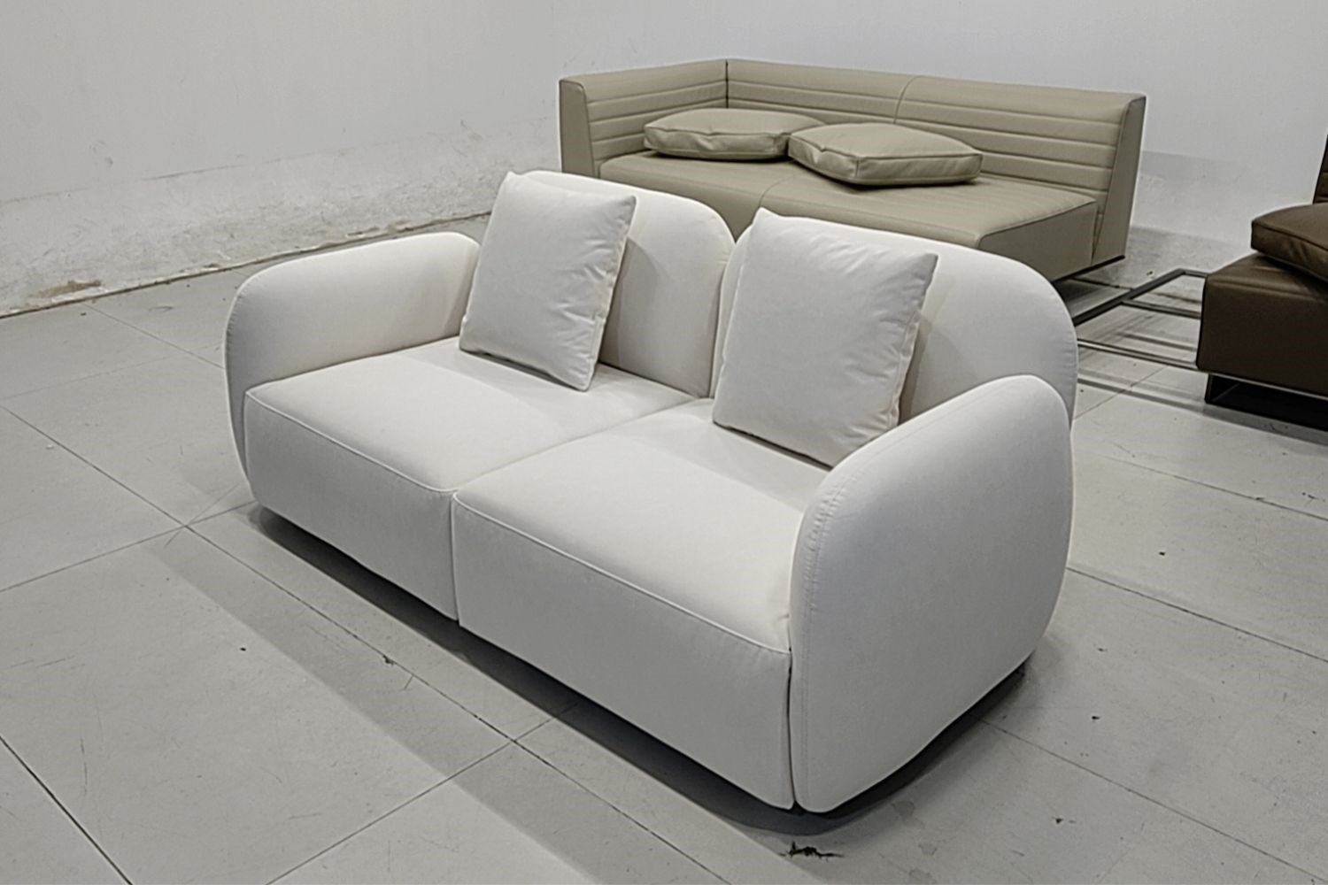 Charmy 192cm White (Furla-01) Fabric Sofa Yan Leng Lam | Oct 24