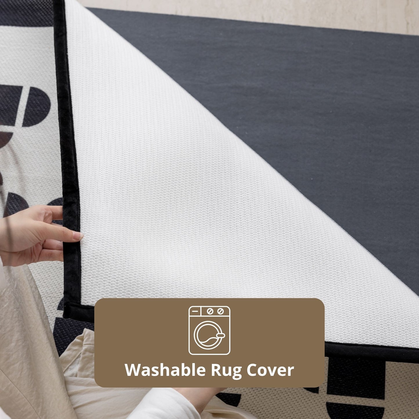 Octave washable rug black