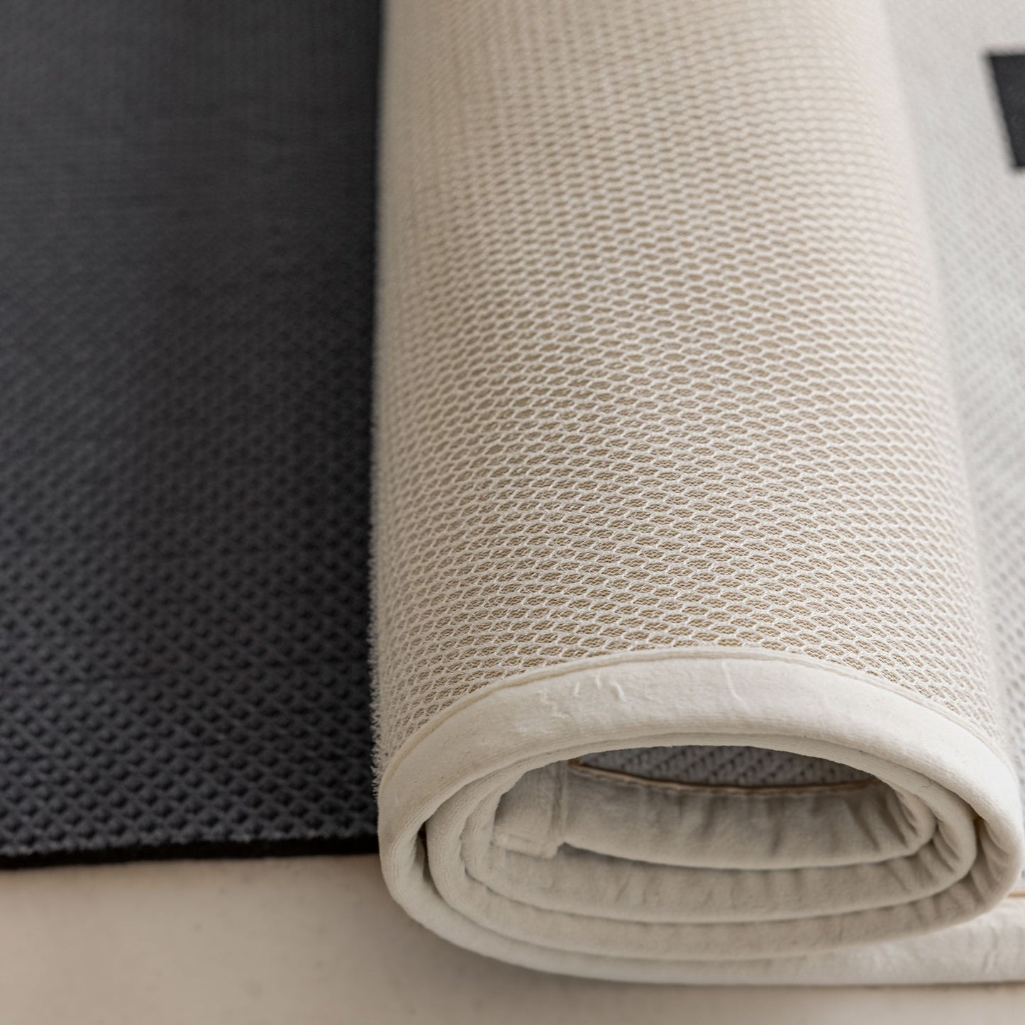 Ode washable rug white