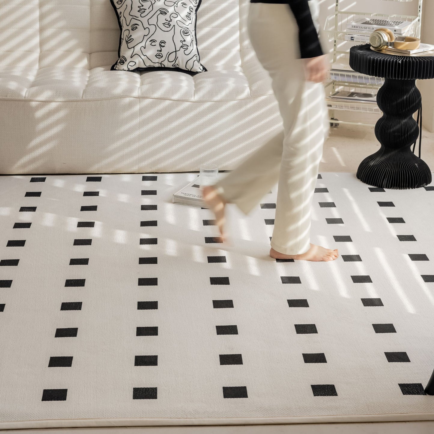 Ode washable rug white