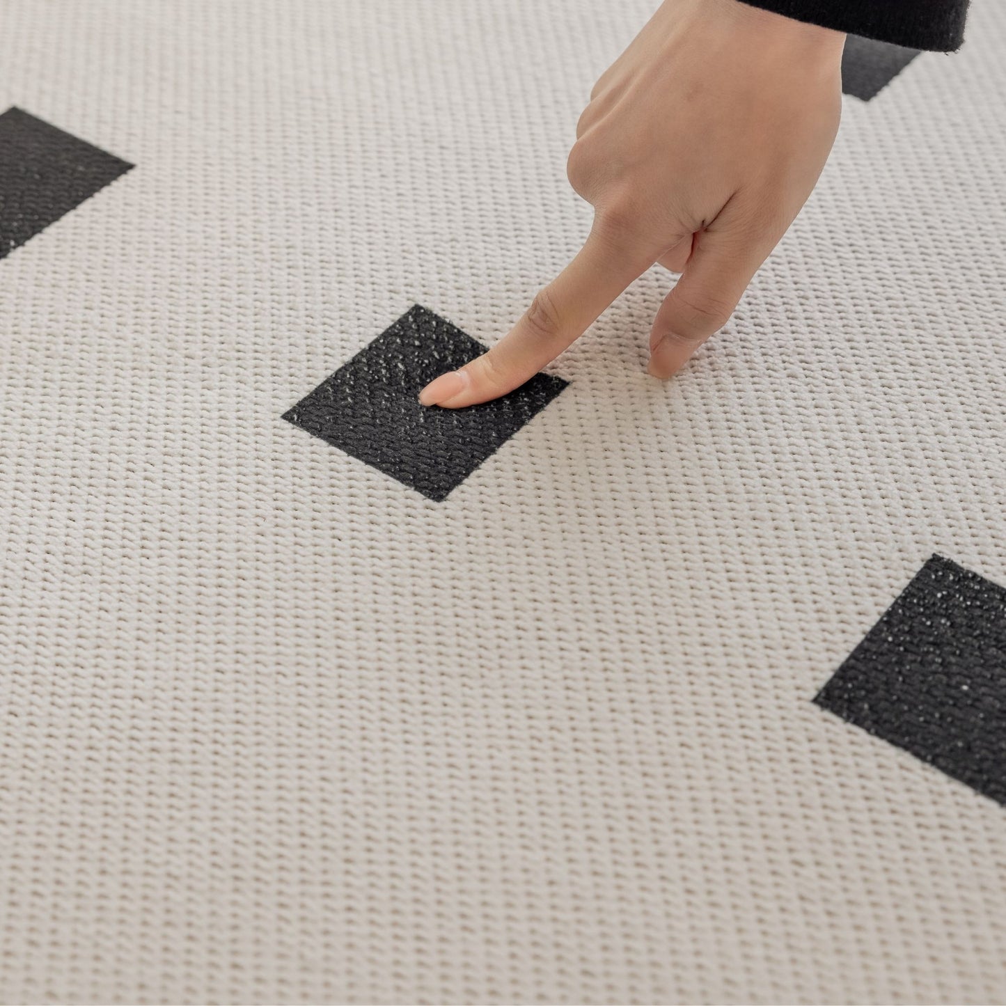 Ode washable rug white