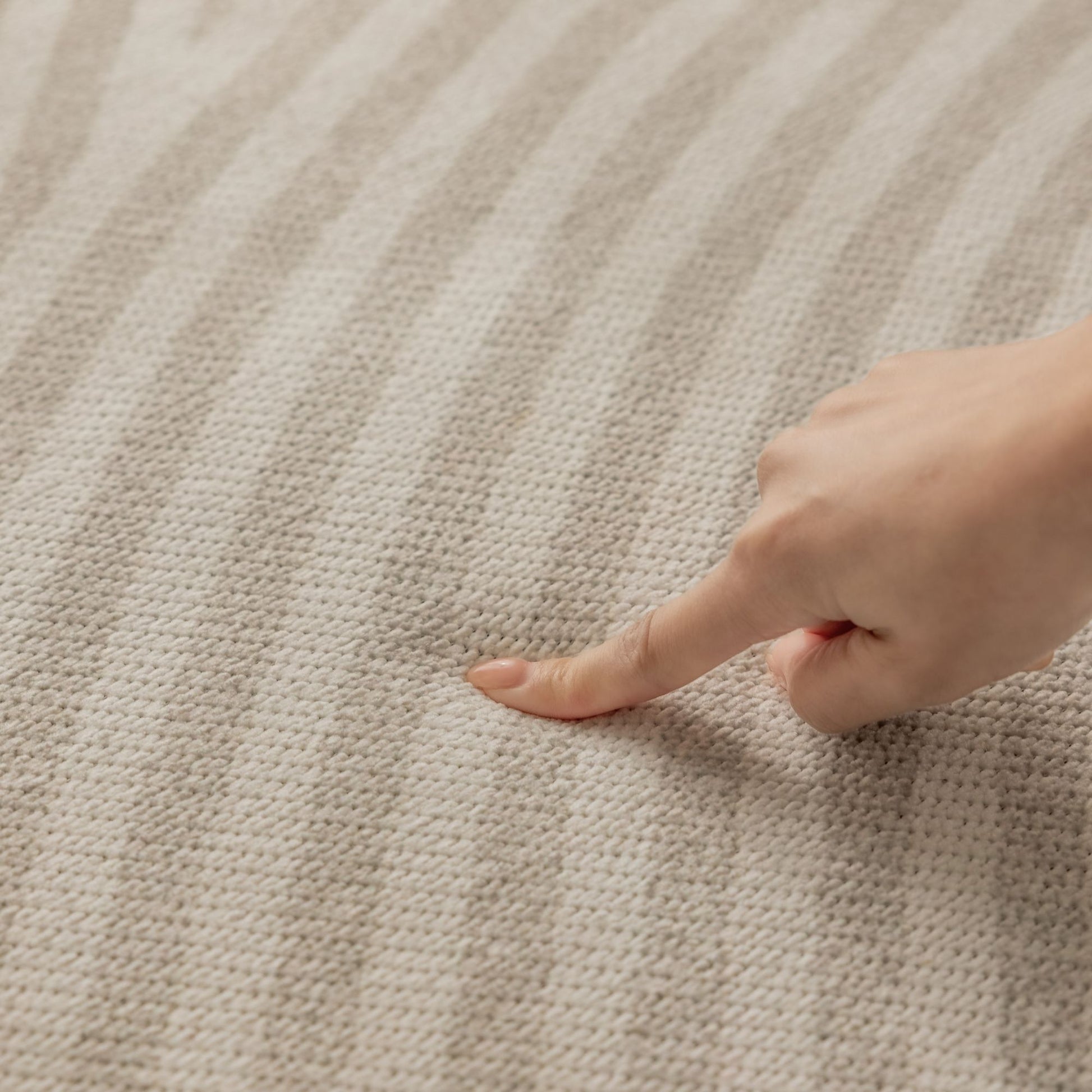 orbit washable rug beige