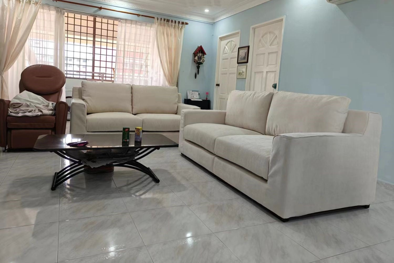 Comfort 180cm & 200cm White Fabric Sofa Christine Lum | Aug 24