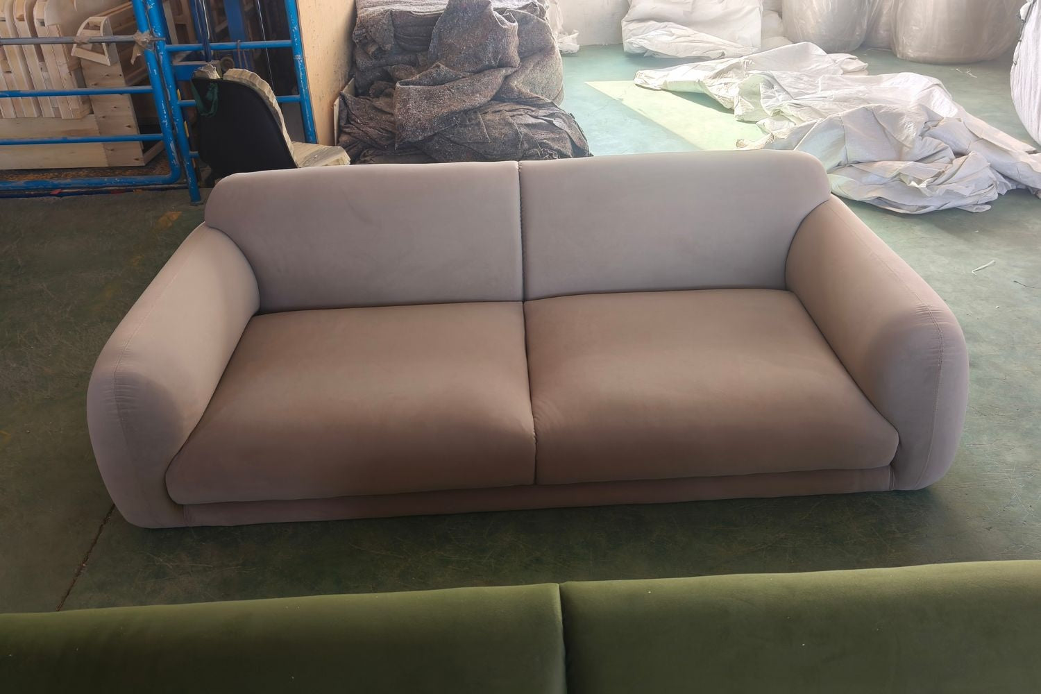 Contour 190cm Brown Fabric Sofa Nurashikin Jufri | Mar 25