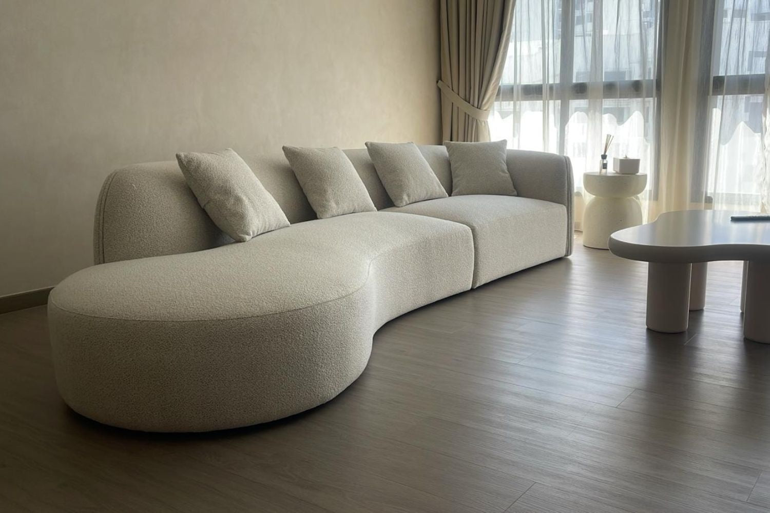 Cynthia 340cm Beige One Arm Fabric Sofa Xiang Ying | Jul 25