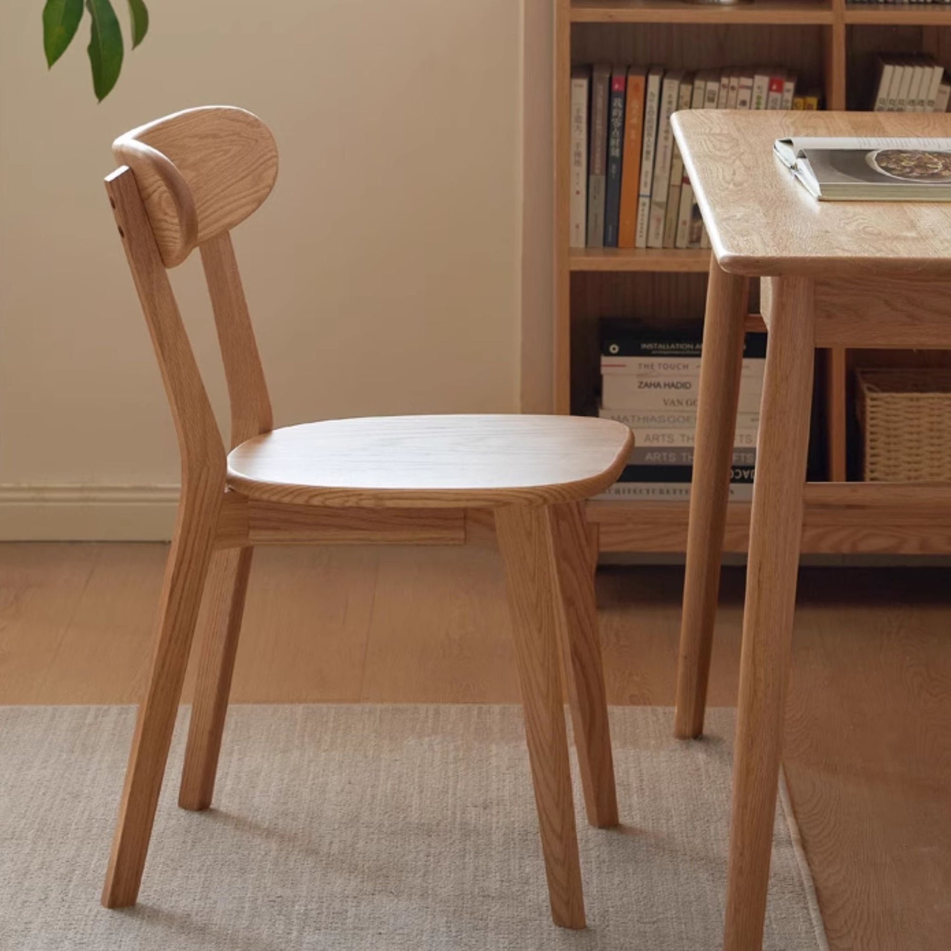 Tank oak wood chair in natural wood finish