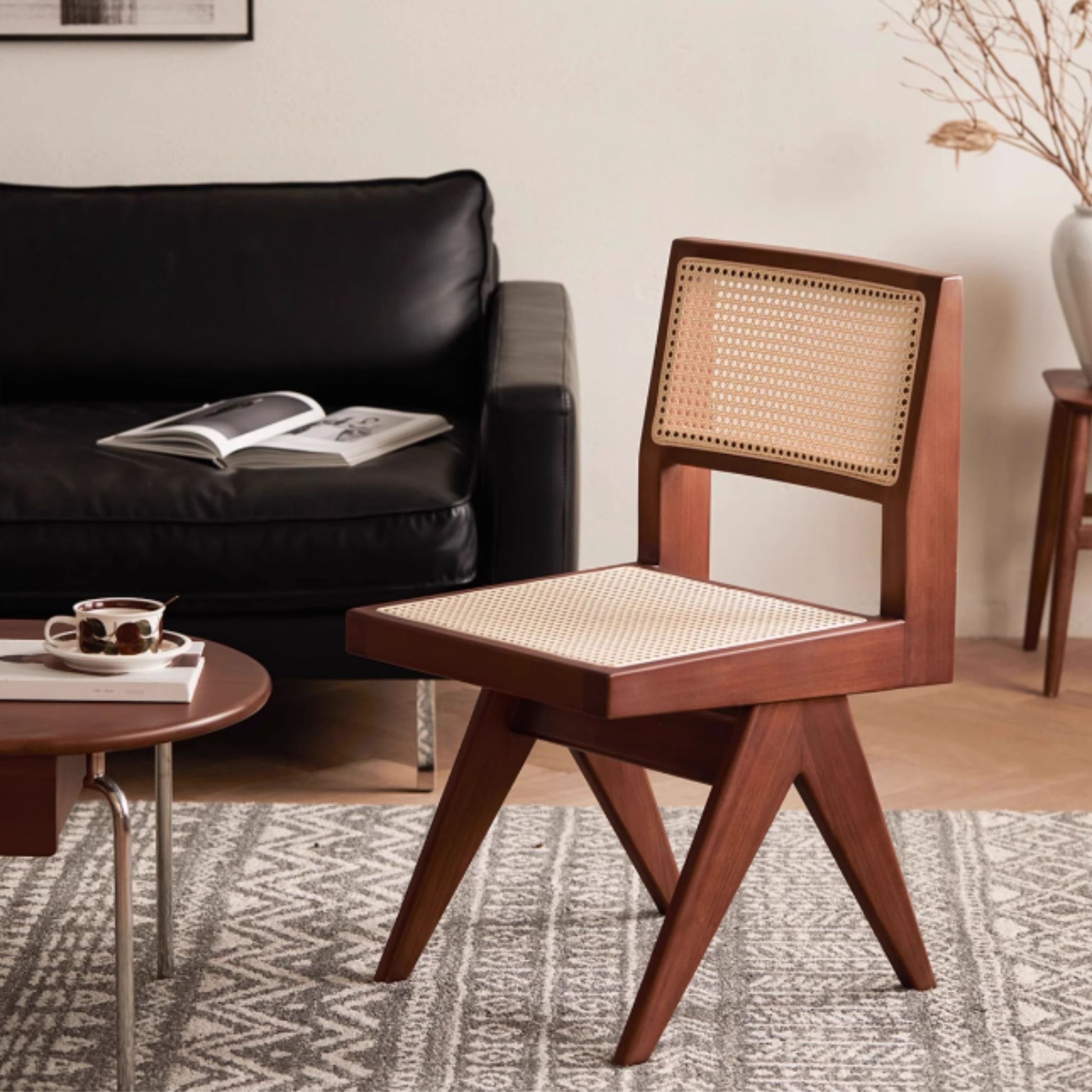 Tara poplar wood chair