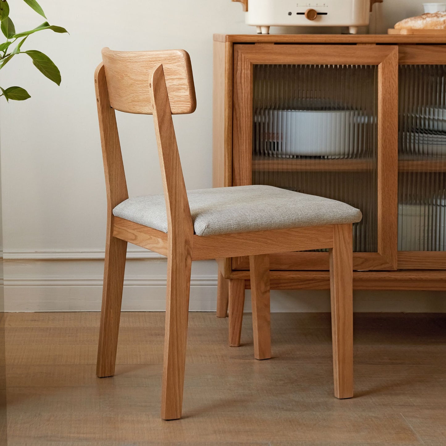 Thor Oak Wood Fabric Chair