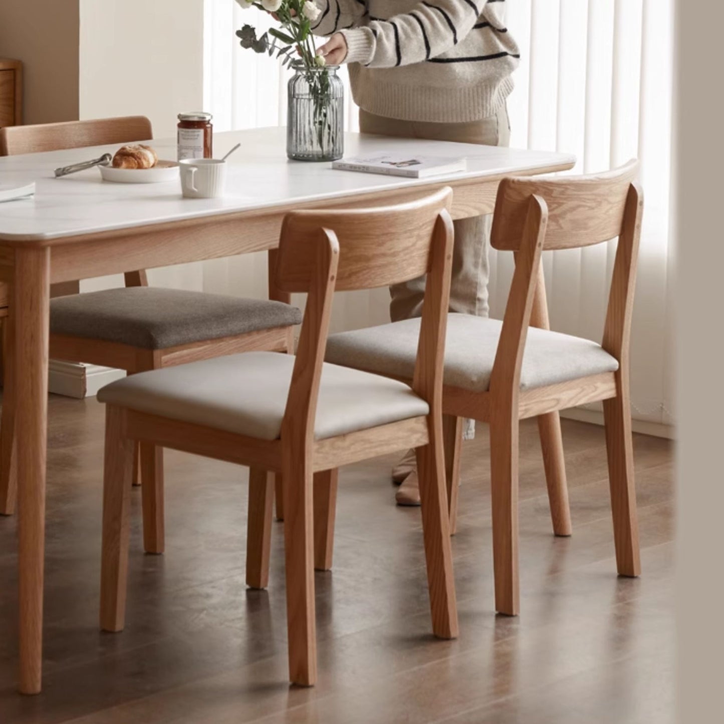 Thor Oak Wood Fabric Chair