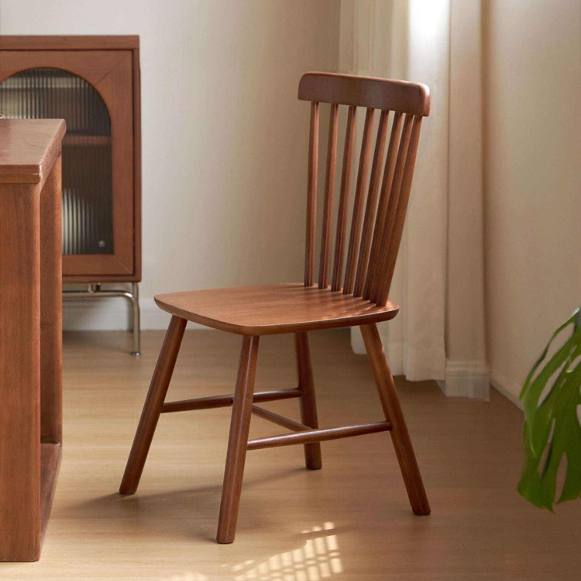 Toby rubberwood chair in brown finish