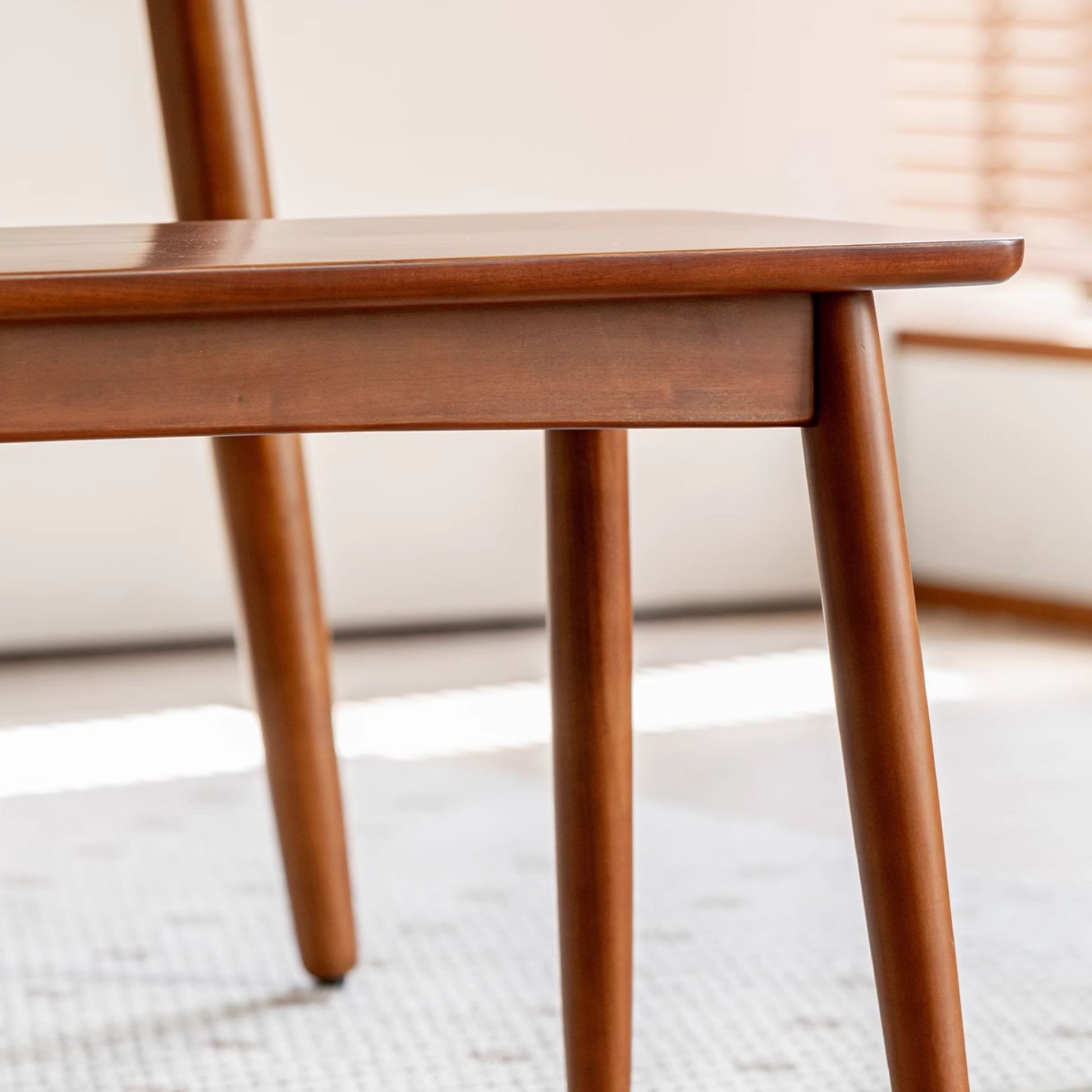 Tranquil poplar wood bench