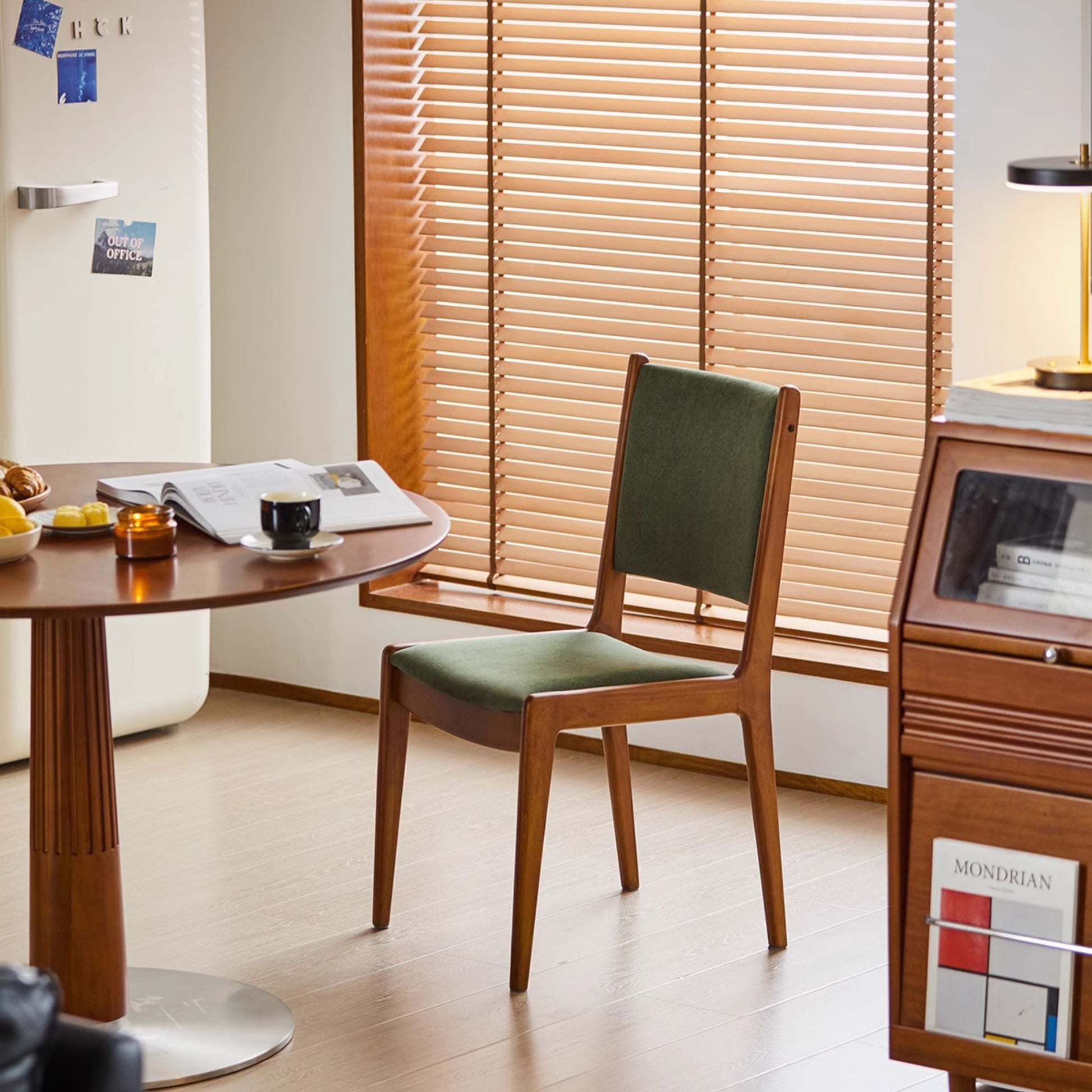 Troy poplar wood chair