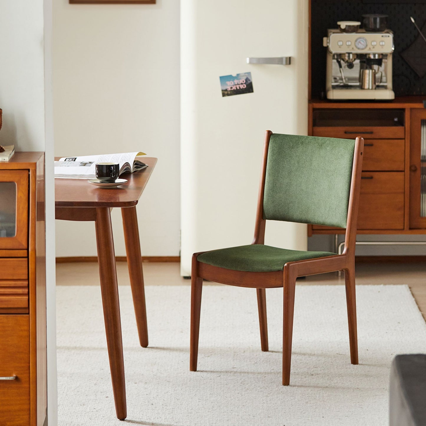 Troy poplar wood chair