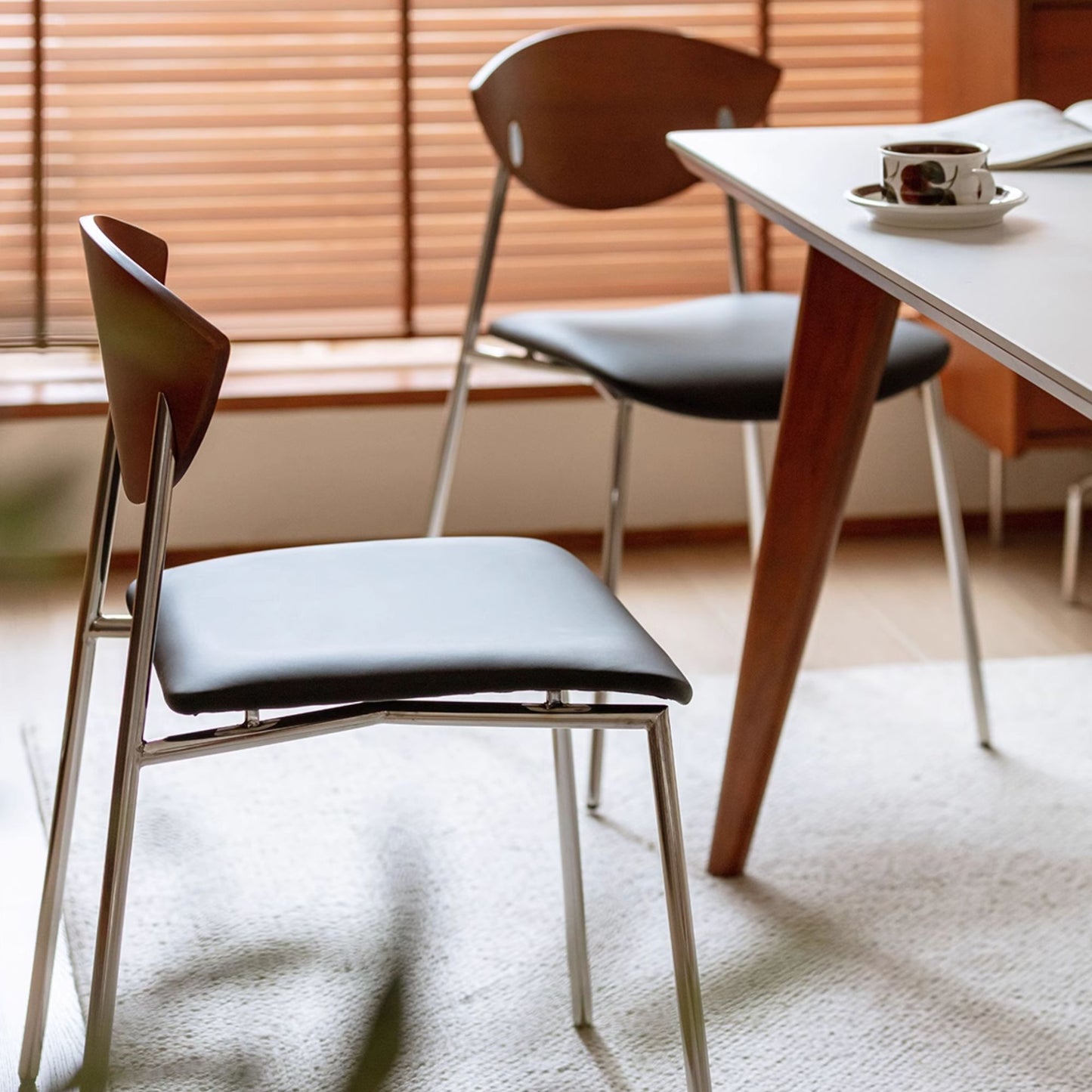 Tyra stainless steel chair