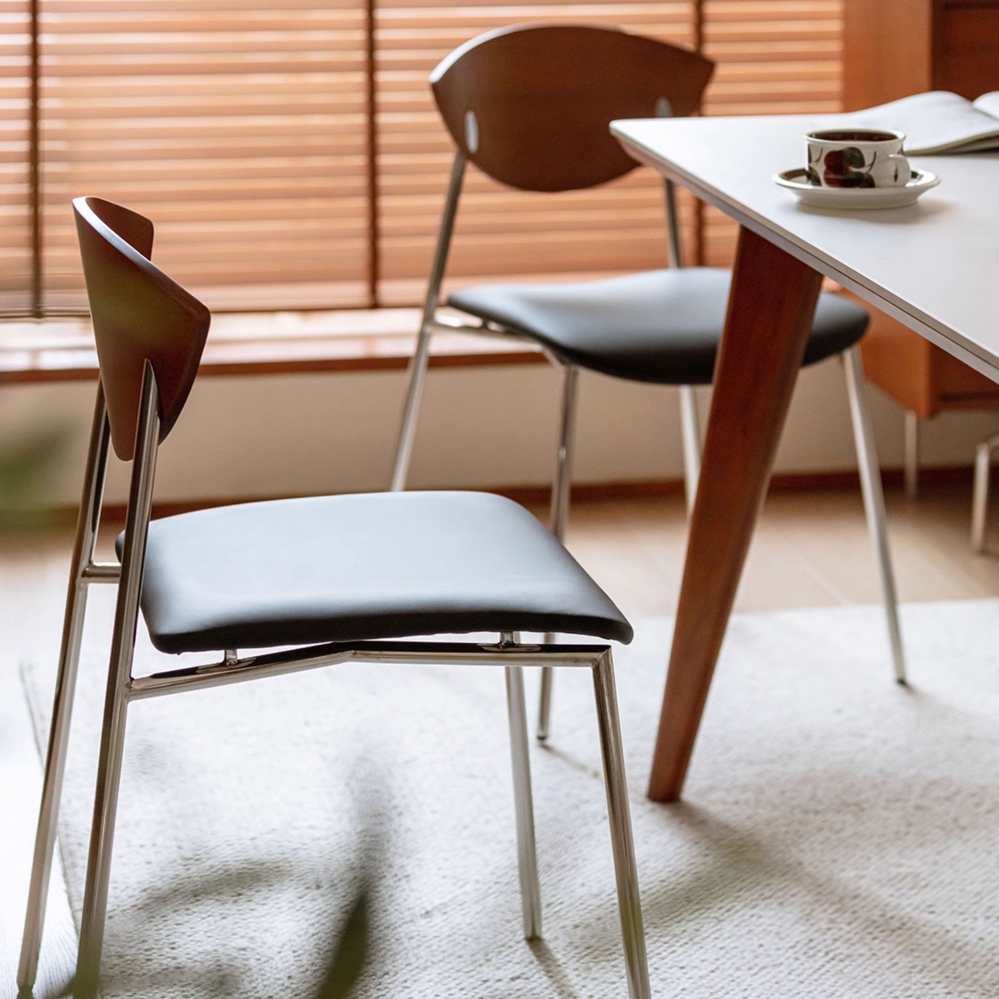 Tyra stainless steel chair