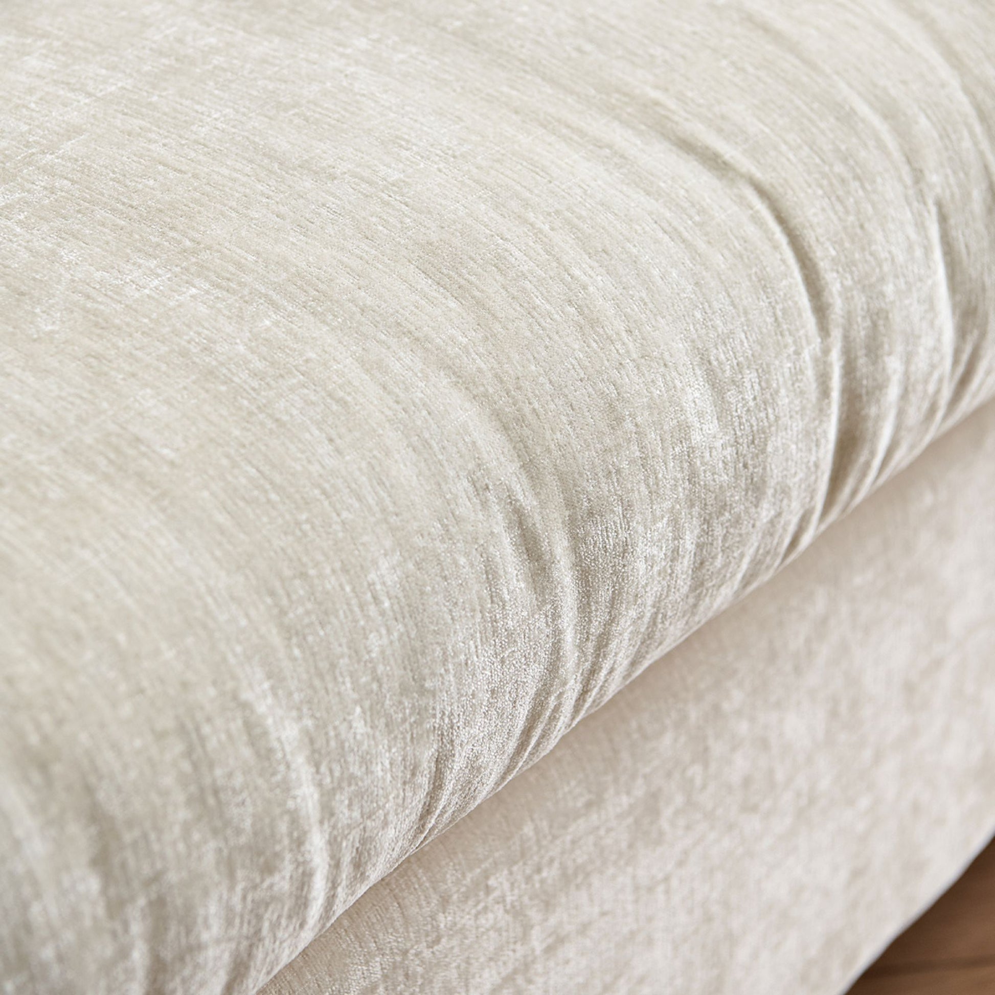Chalet white fabric sofa