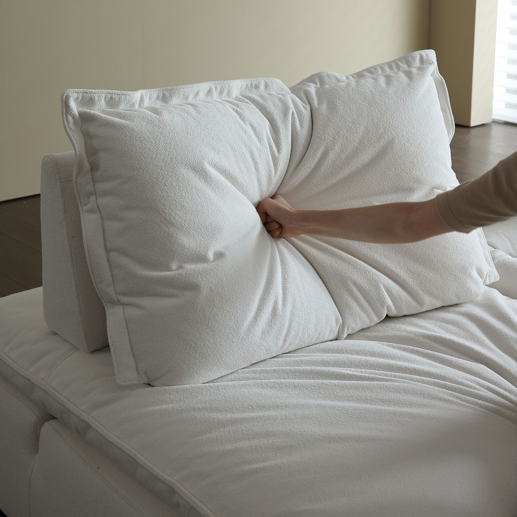 Chime fabric chair white