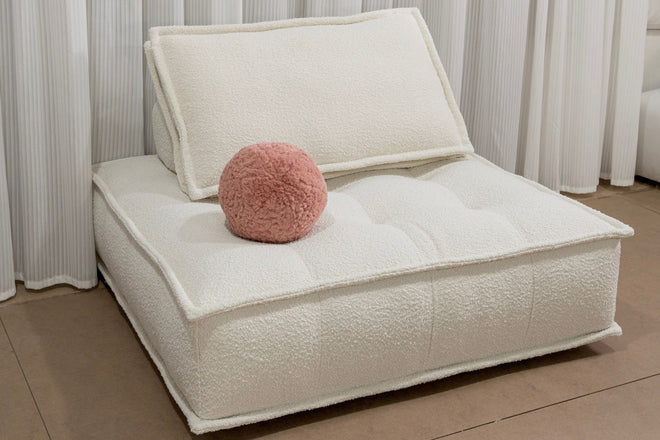 Chunk 105cm white boucle fabric lounge chair | Demo 1