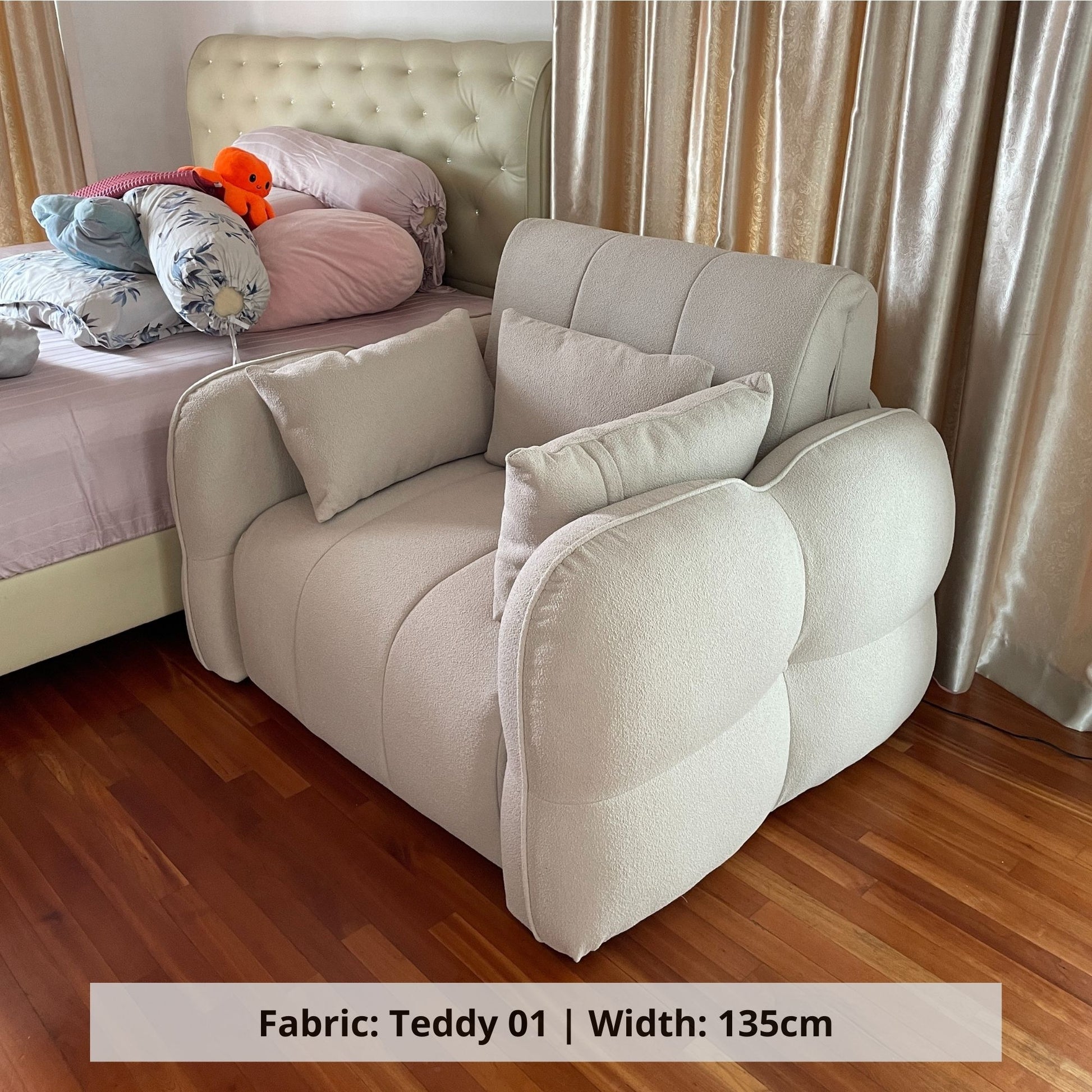 Clover 1 seater beige boucle fabric sofa sample (Other)