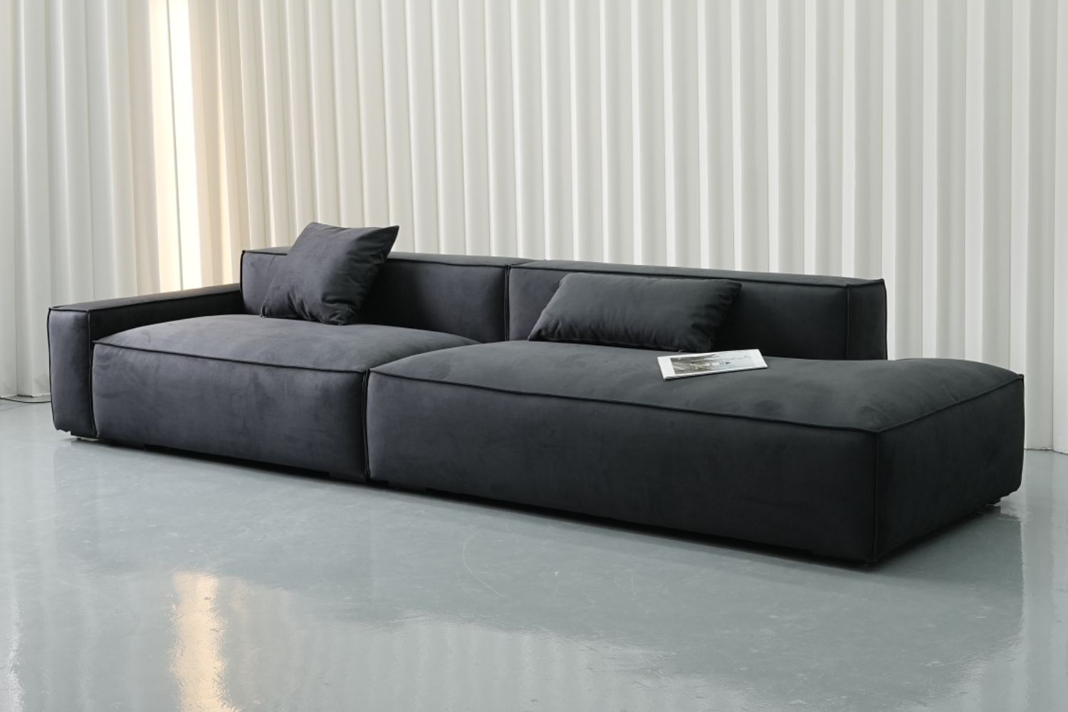 Cubix one arm sofa 300cm white fabric sofa | Demo 4