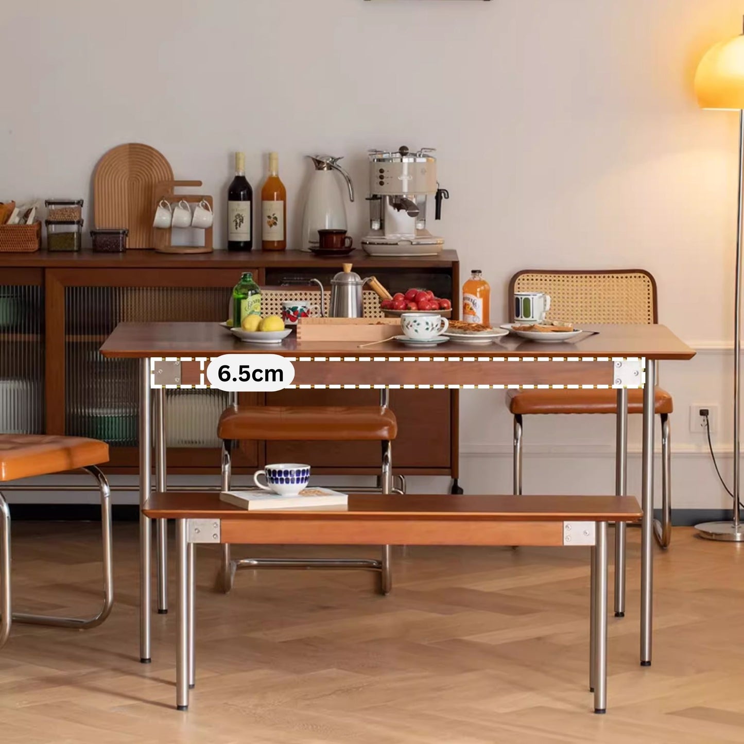 Taylor poplar wood dining table table apron thickness is 6.5cm