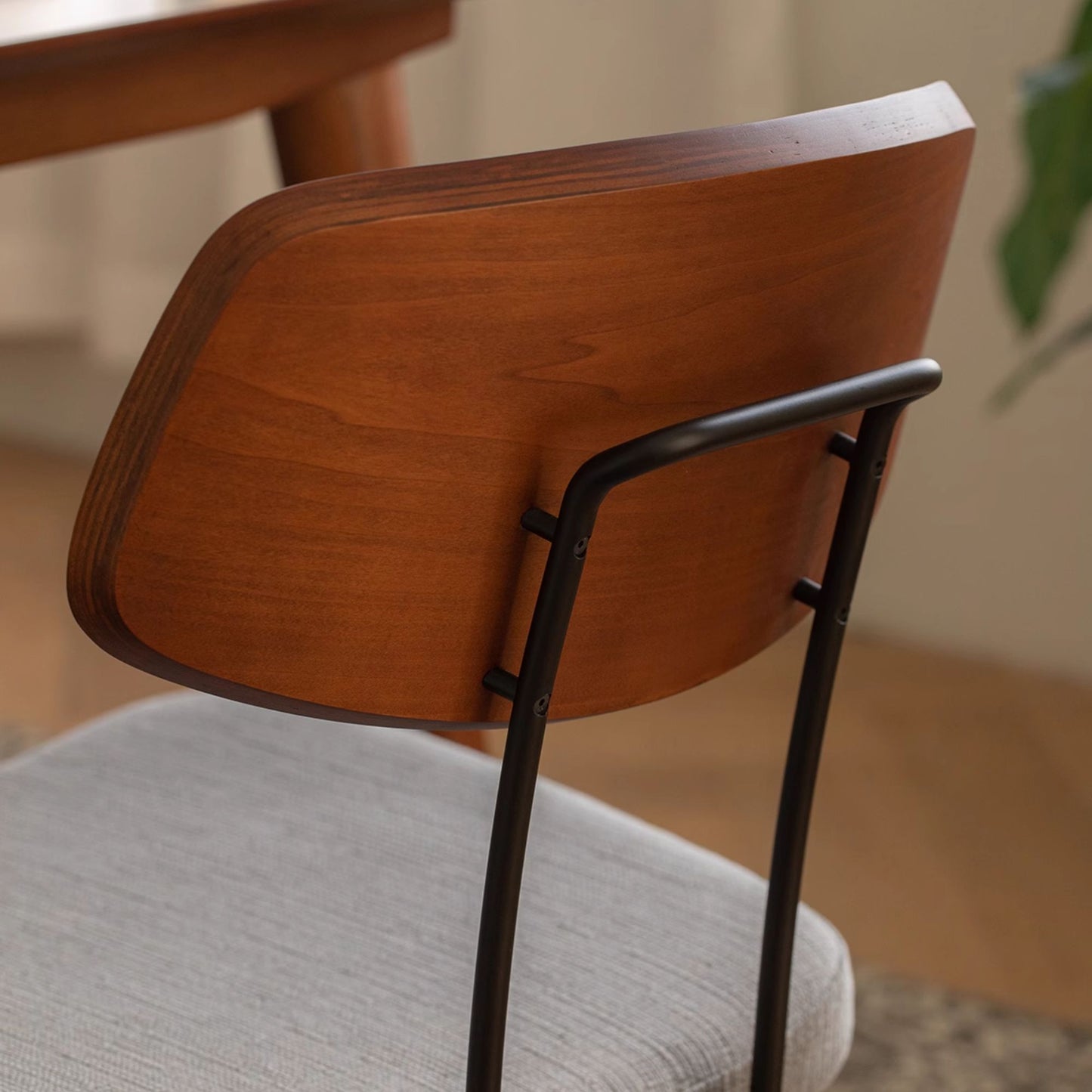 Tate poplar wood chair