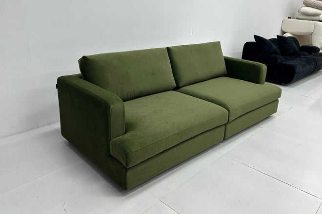 files/inspiration_-_crescent_220cm_blue_fabric_sofa_Denise_Dec_25_76bedb66-cddb-4f35-8fc2-7cc800648b30.jpg