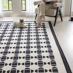Octave washable rug black