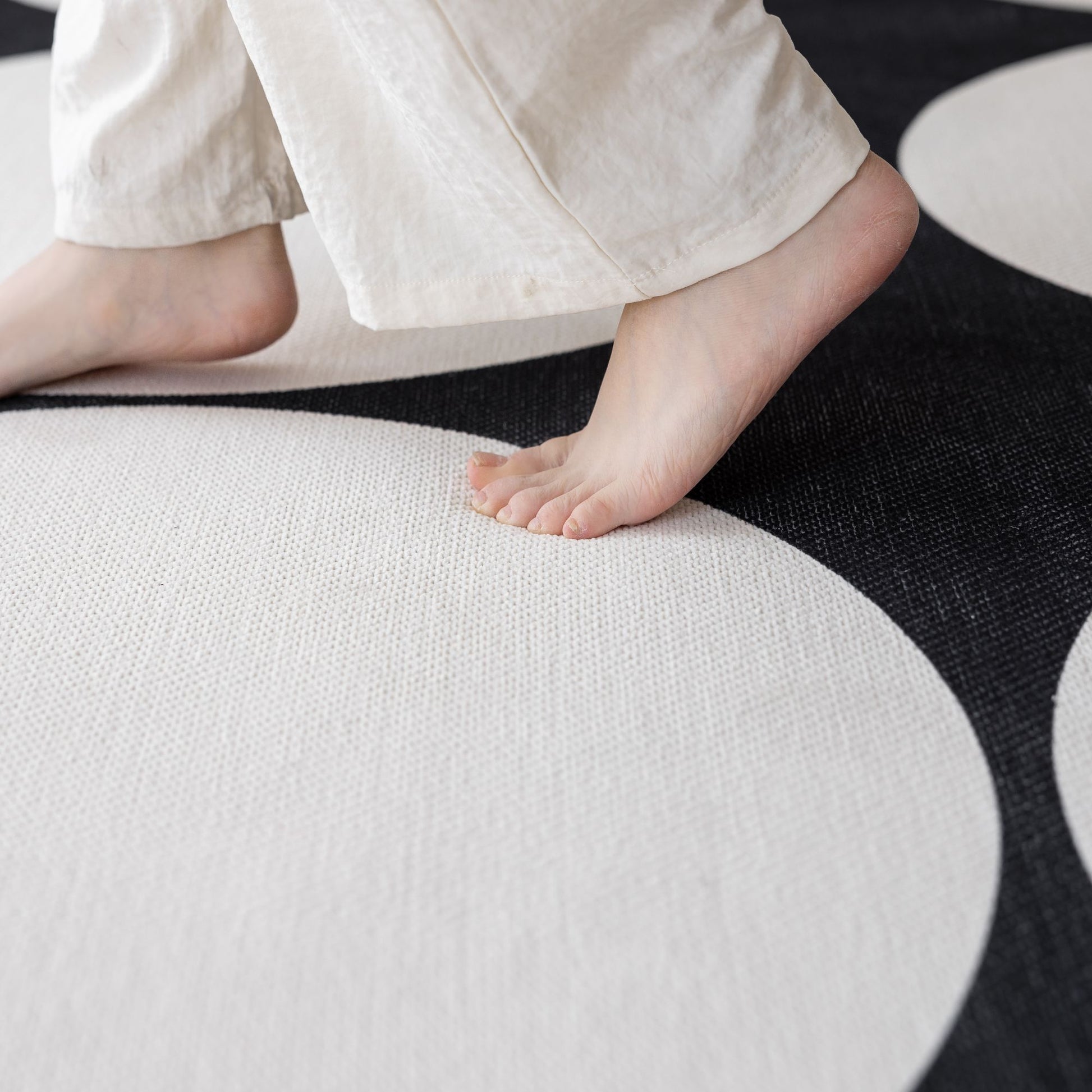 Opal white washable rug