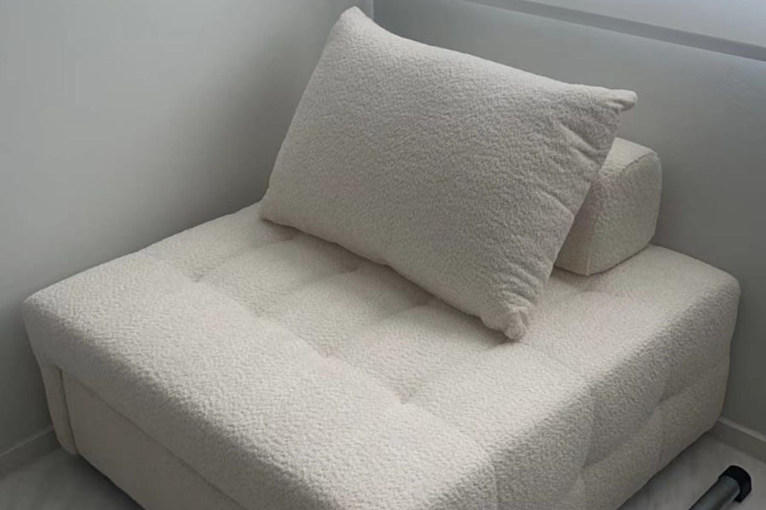 Candy 105cm White Fabric Sofa Bed Yin Han | Jun 24