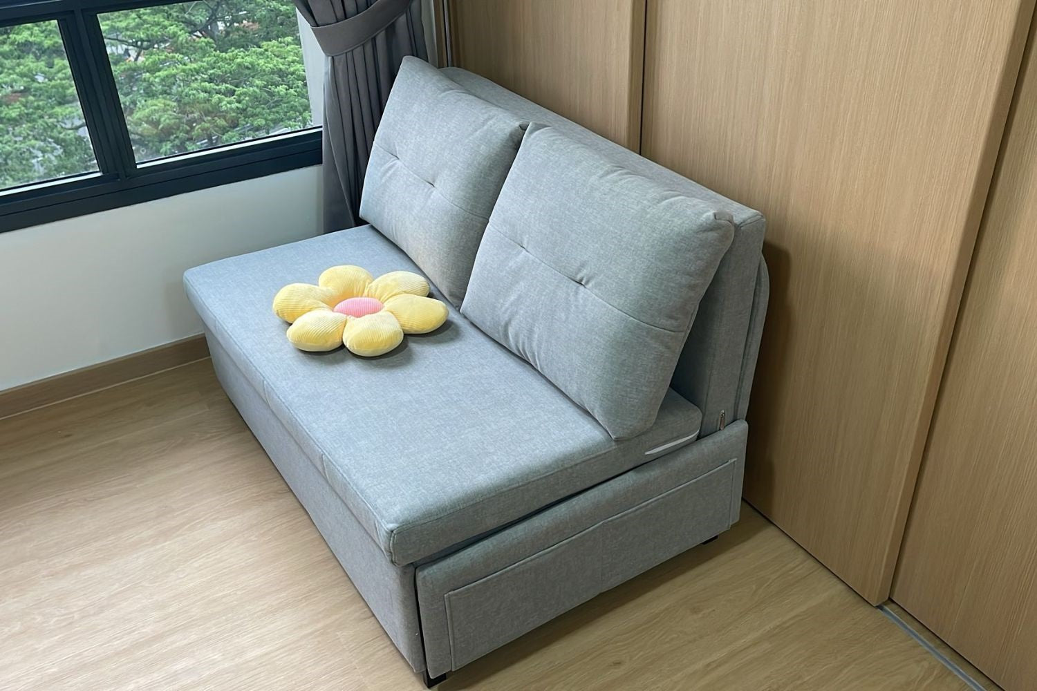 Ciabatta 126cm Grey Fabric Sofa Bed Henry Lai | Jun 24