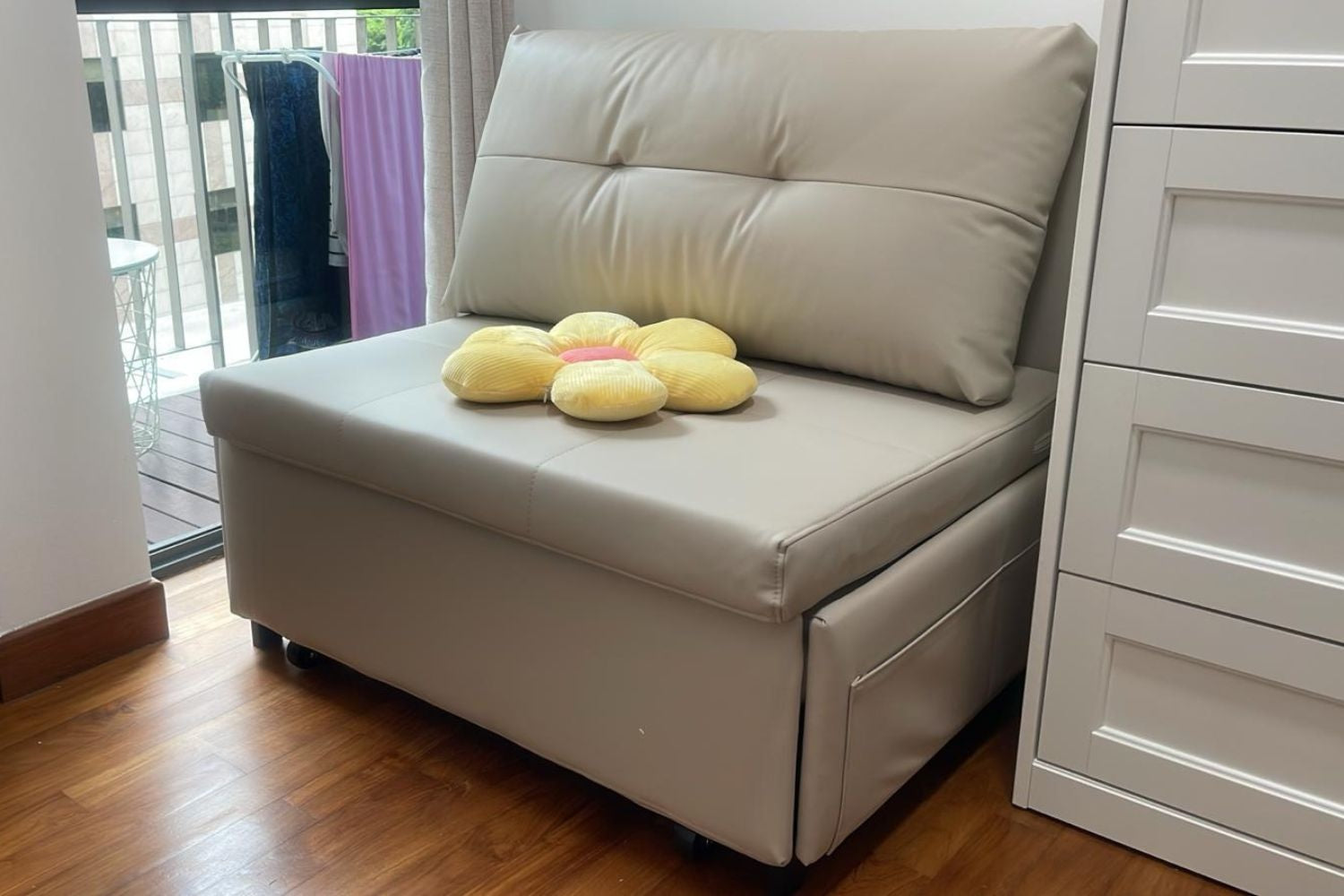 Ciabatta 96cm beige faux leather sofa bed