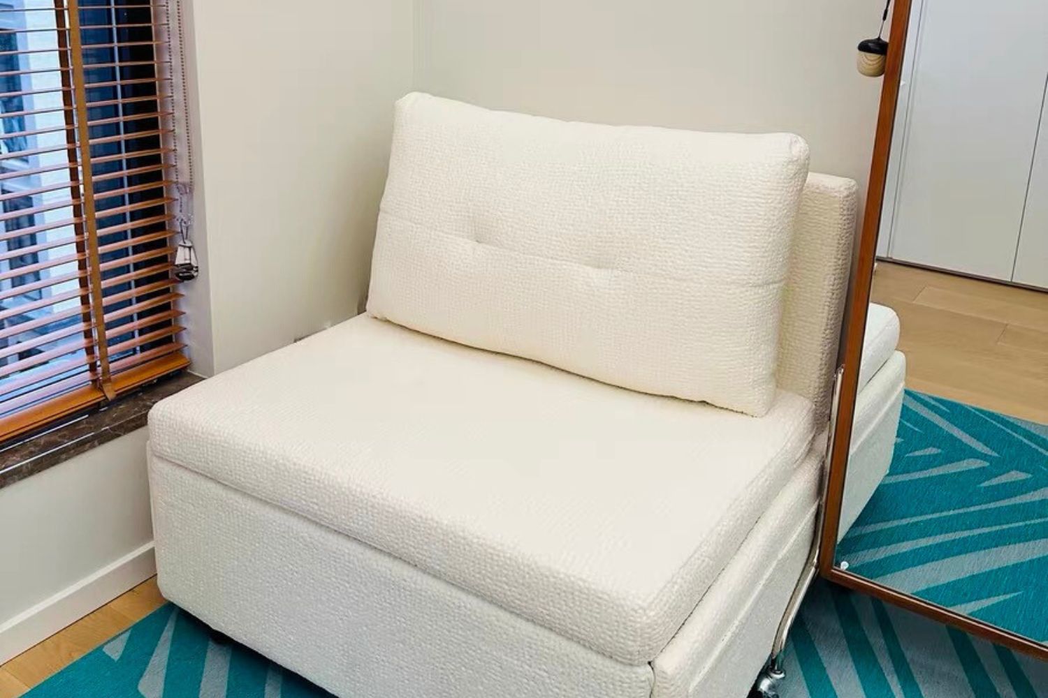 Ciabatta 96cm white fabric sofa demo