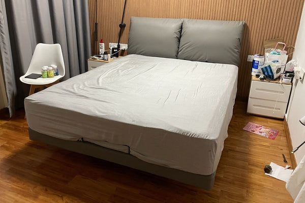Comfy queen size grey faux leather (Pawla 92) bed frame Bahu Yang | Apr 25