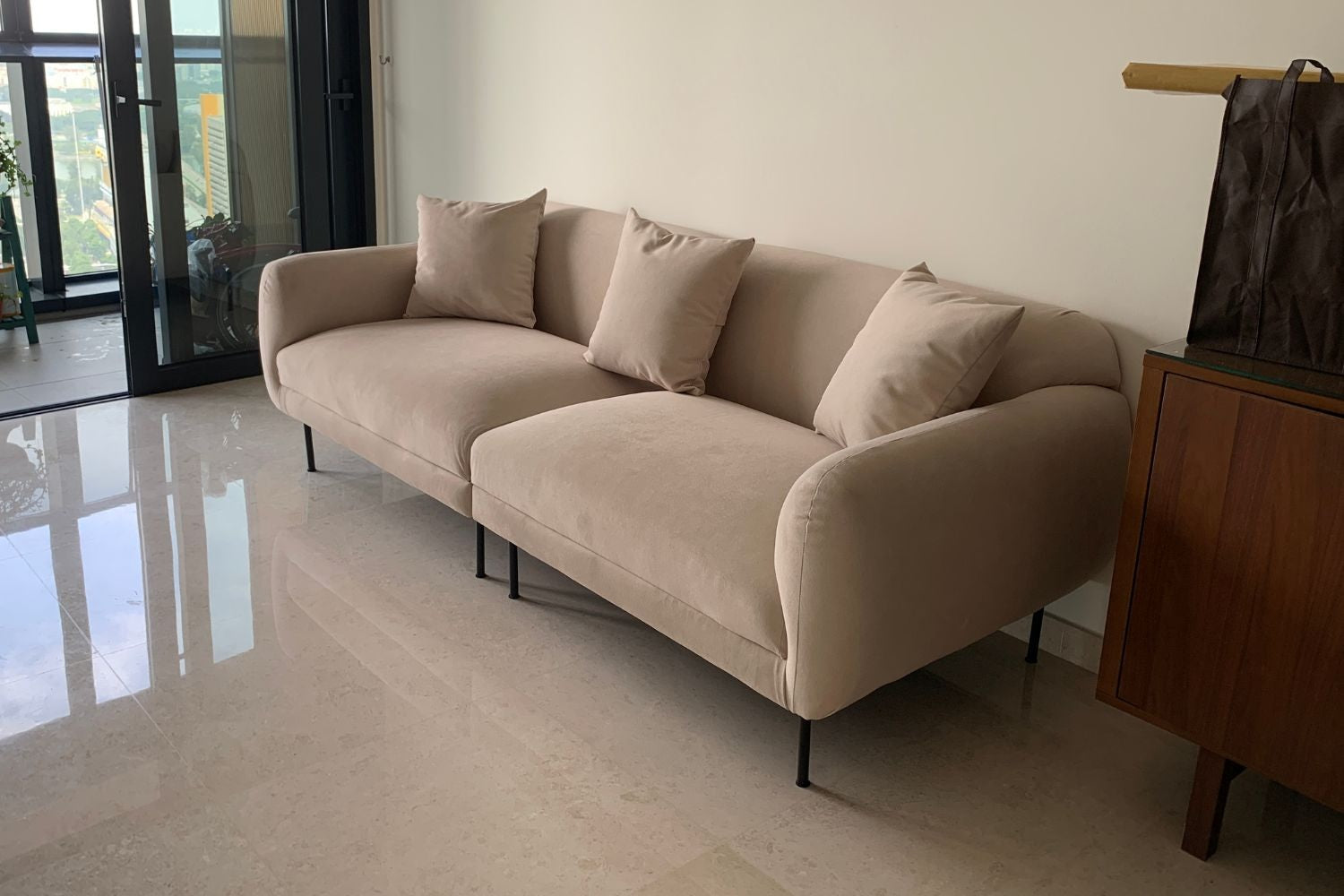 Contour 220cm Beige Fabric Sofa Goh Kee Tong | Sep 25