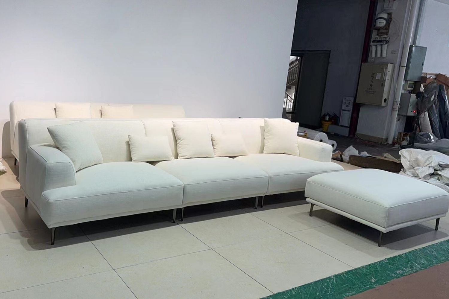 Crystal 330cm White Fabric Sofa Cham Meng | Feb 24