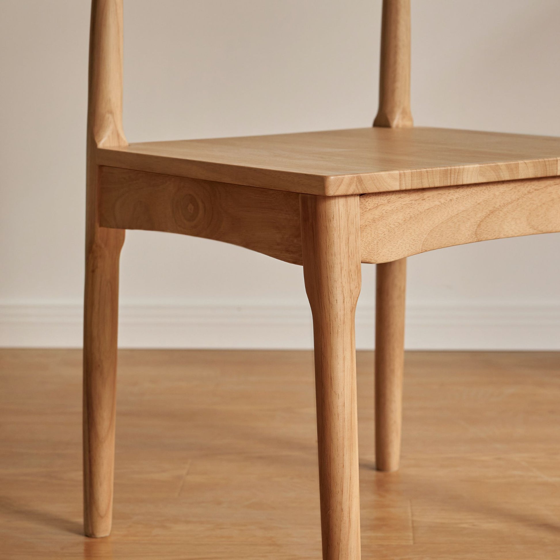 Travis rubberwood chair in natural wood finish